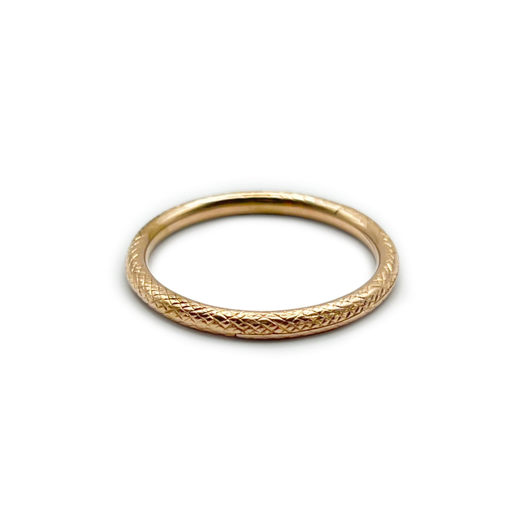 Antique Victorian Large Snakeskin Split Ring - 9ct Rose Gold