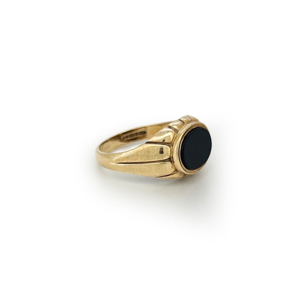 Vintage Black Onyx + 9ct Yellow Gold Ribbed Signet Ring - Sz. 4.75