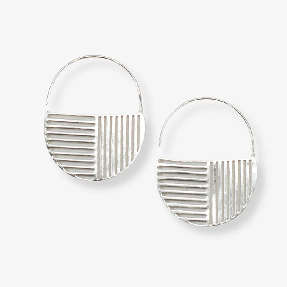Maggie Opposite Lines Hoop Earrings - Silver