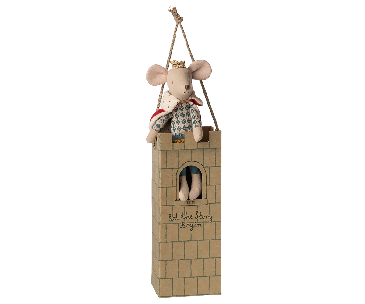 Pre-Order: Mid January - Dad King Mouse