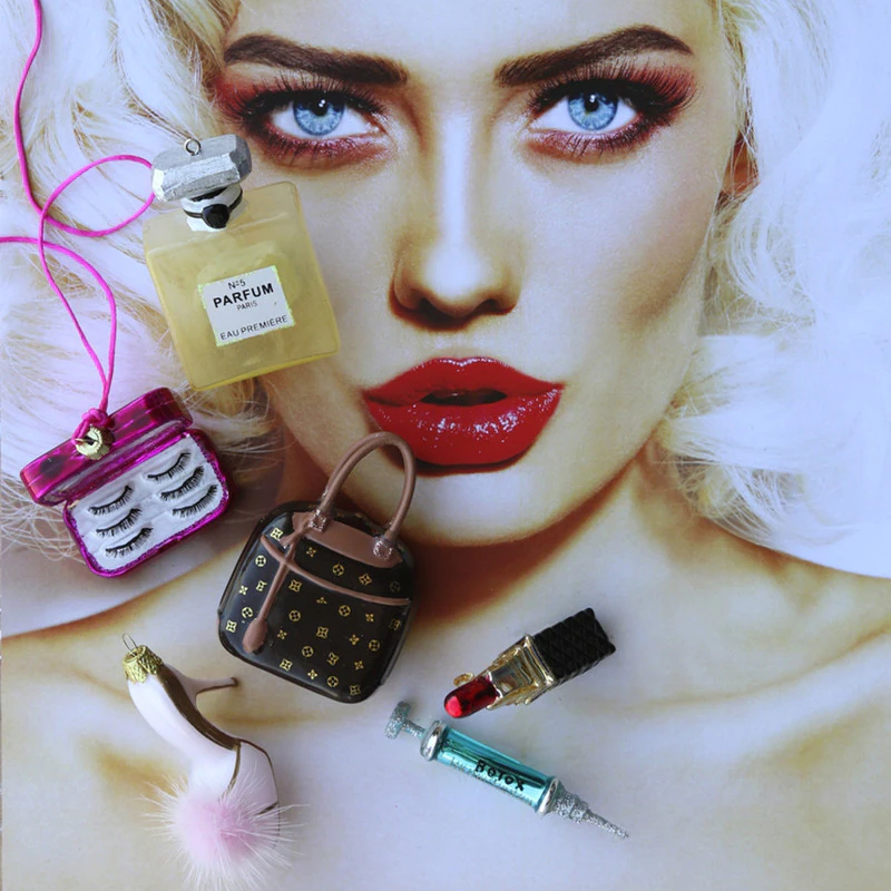 TINY BEAUTY AND FASHION ORNAMENT - BOTOX