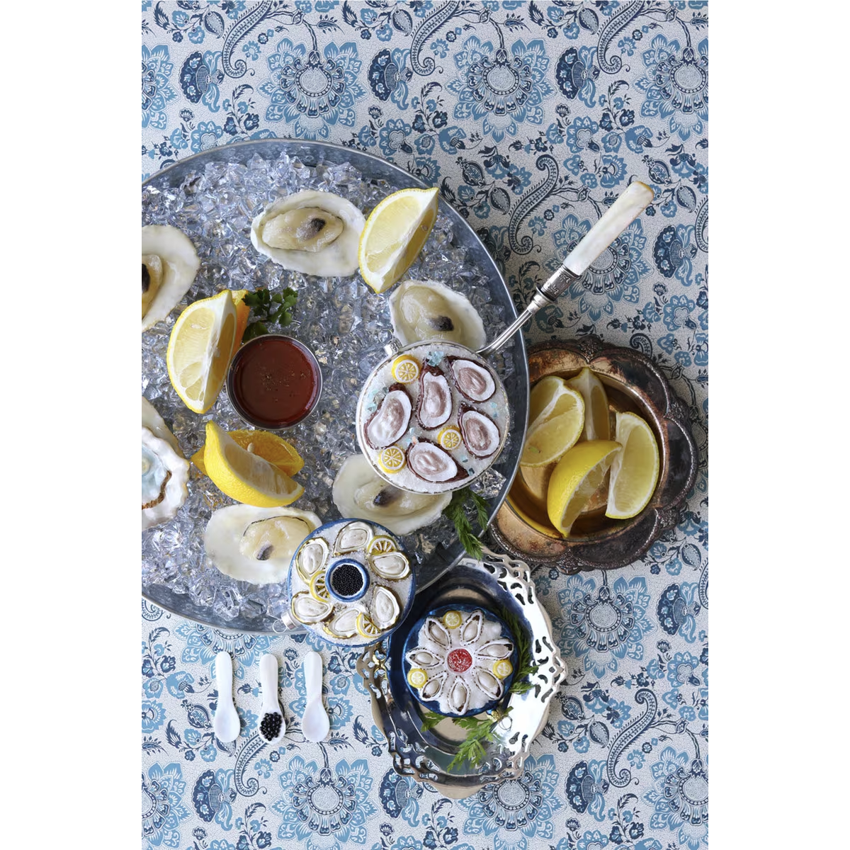 PLATED OYSTER ORNAMENT