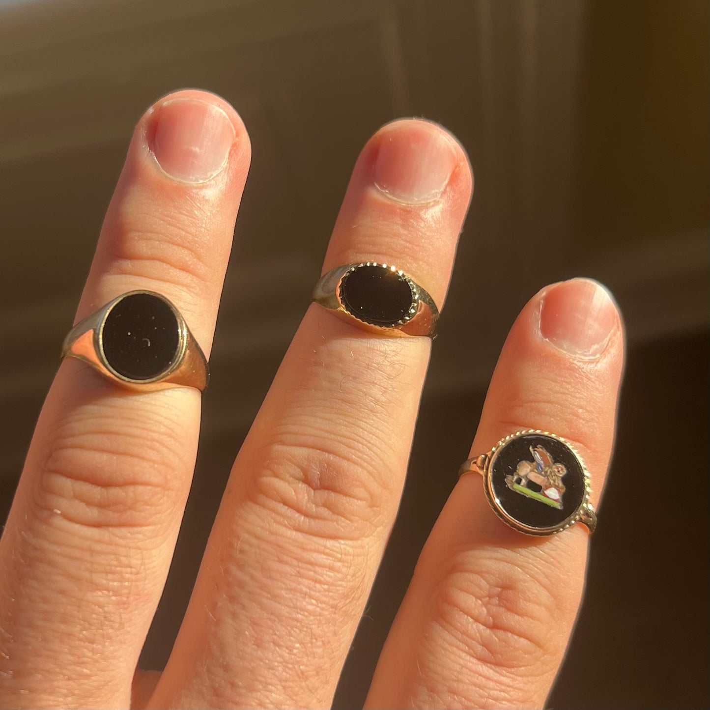 Vintage Wide Onyx Oval Signet Ring - 9ct Yellow Gold - Sz. 6.5