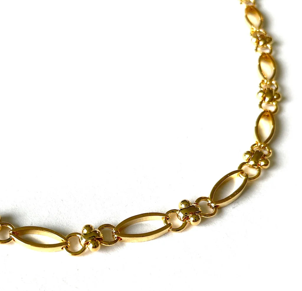 Amora Chain Necklace - Gold