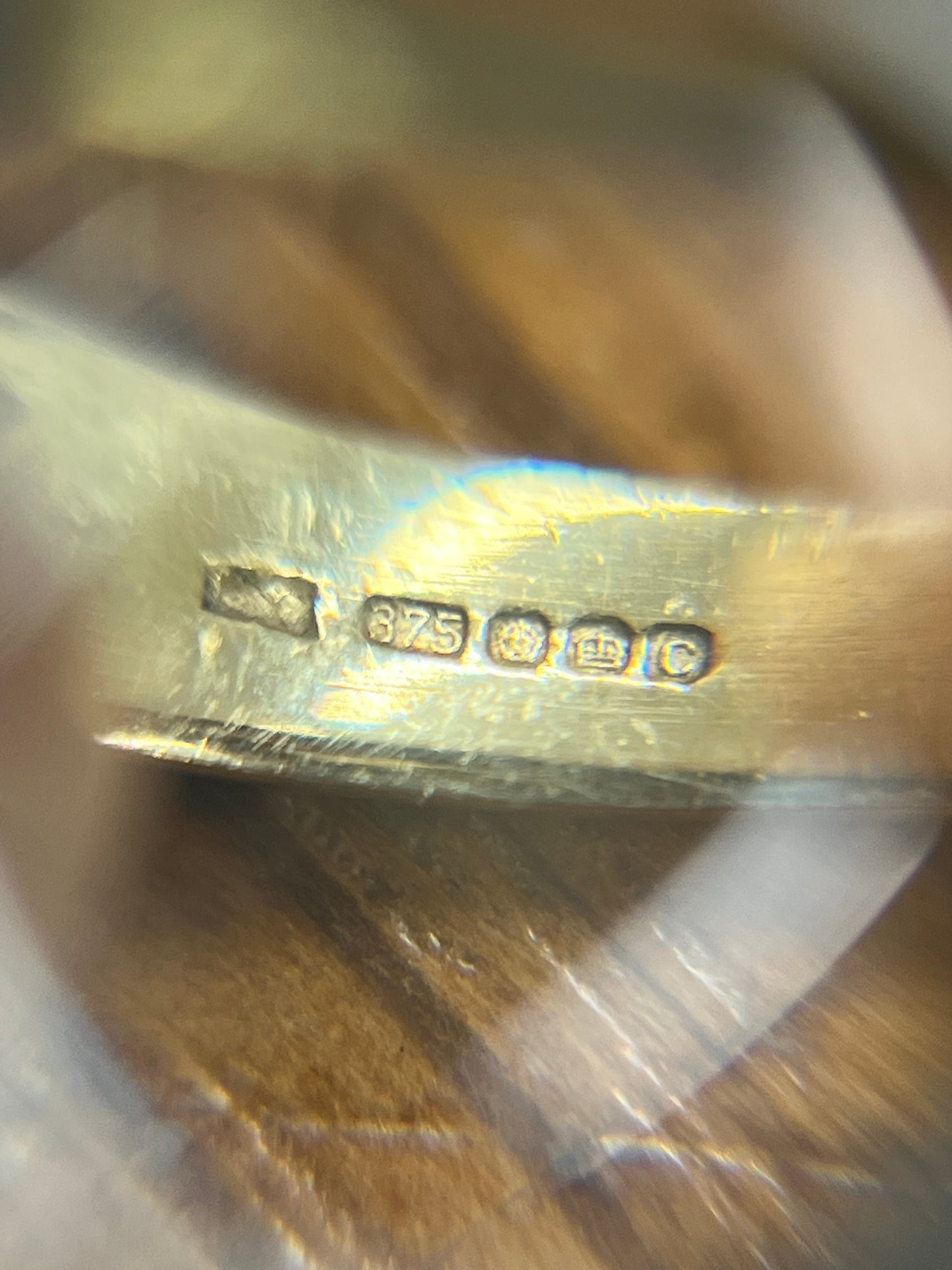 Vintage Blue Topaz + 9ct Yellow Gold Modern Ring - Sz. 9.5