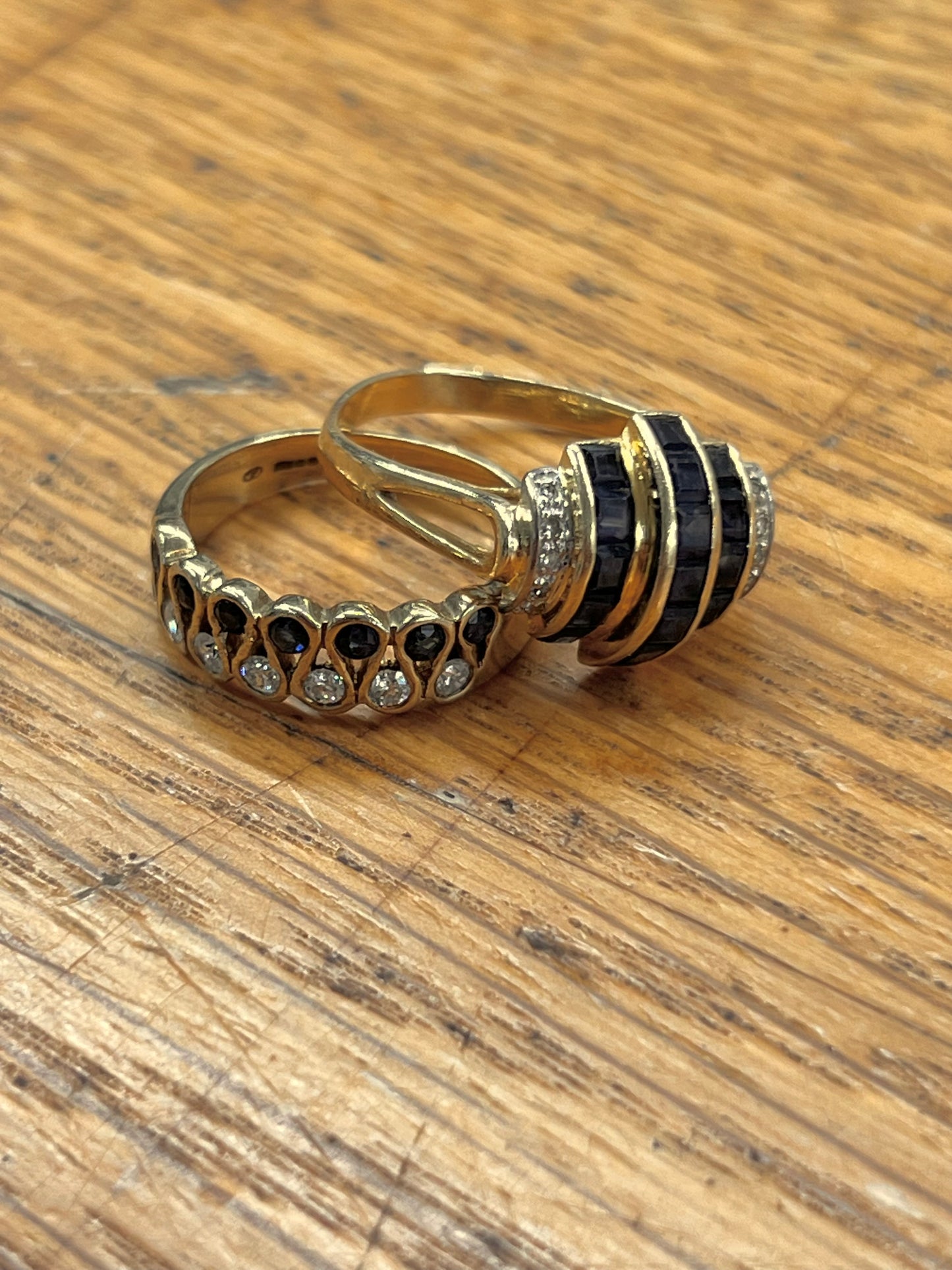 Vintage Blue Sapphire + Diamond + 14ct Yellow Gold Tank Ring - Sz. 8