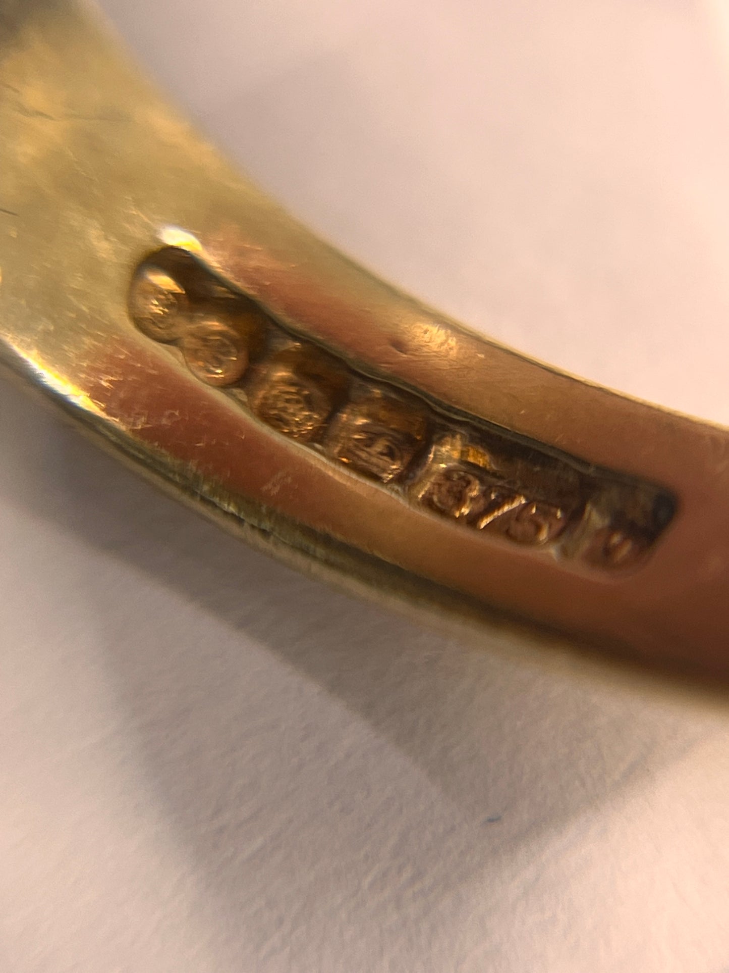 Vintage Onyx + Diamond + 9ct Yellow Gold Signet Ring - Sz. 7.75