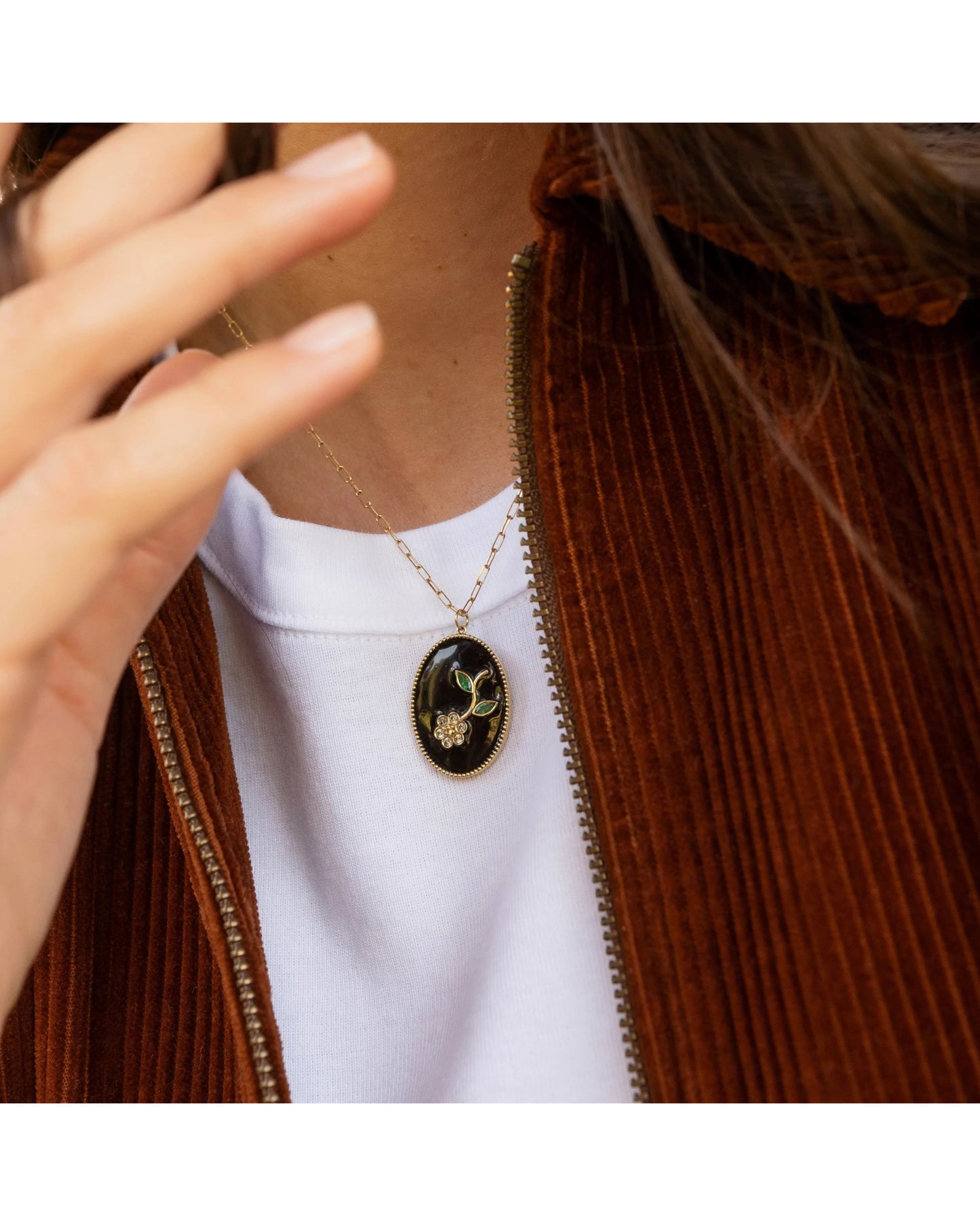 Flora Necklace - Black