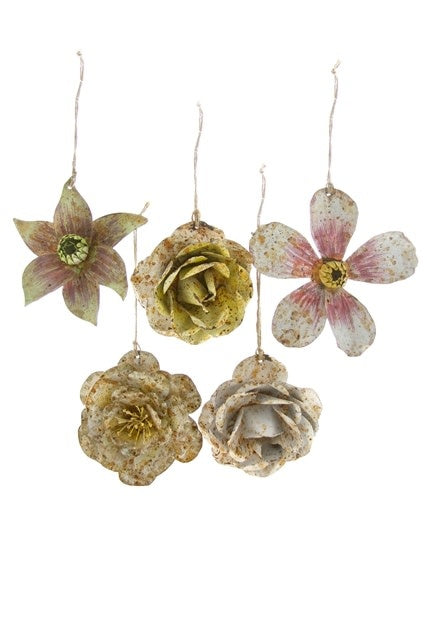 LARGE TIN FLOWERS ORNAMENT - 5 STYLES