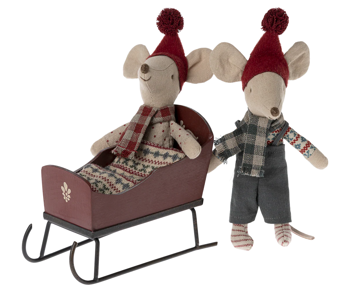 Mouse Sleigh - Red