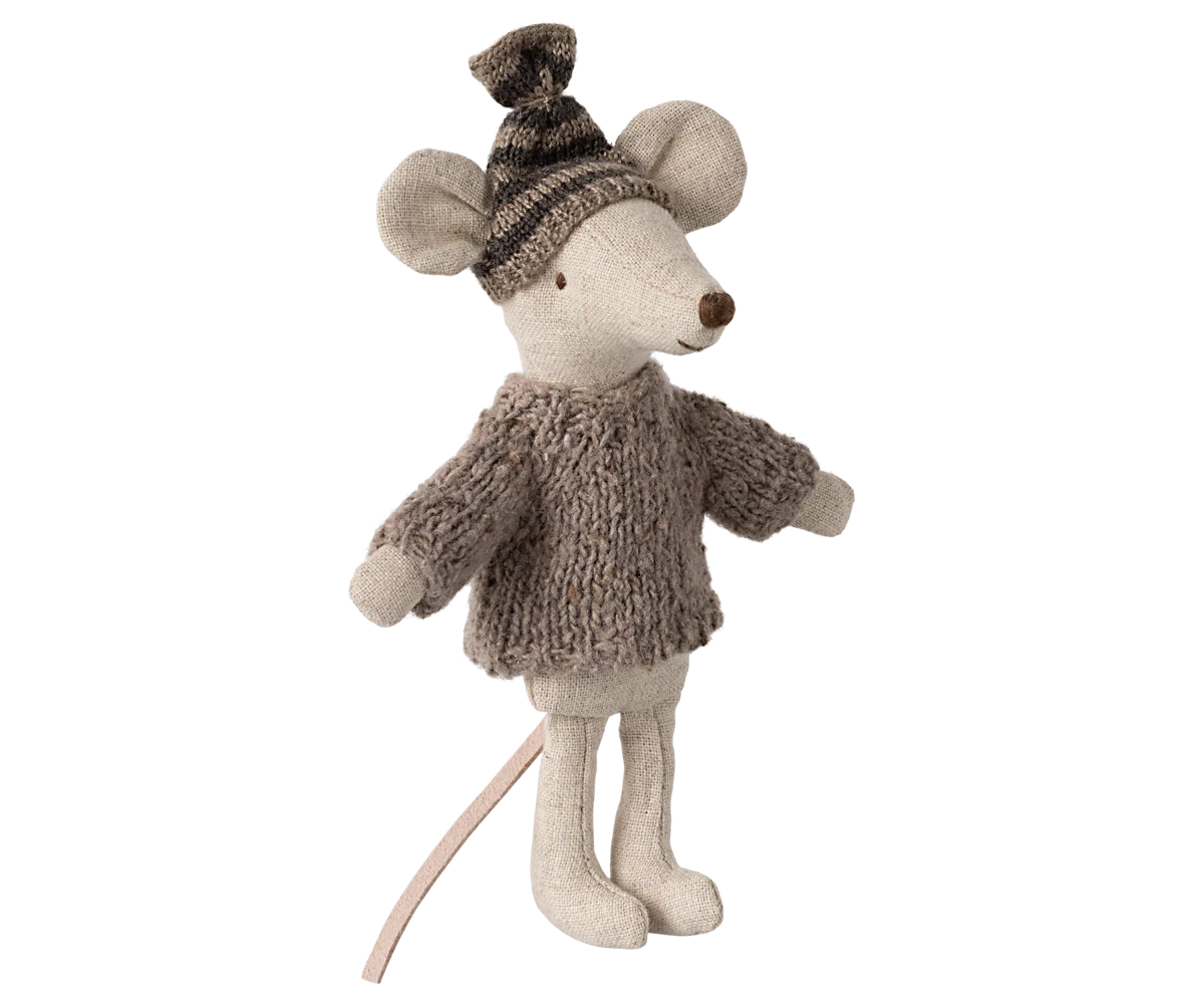Big Brother Mouse Knitter Sweater + Hat