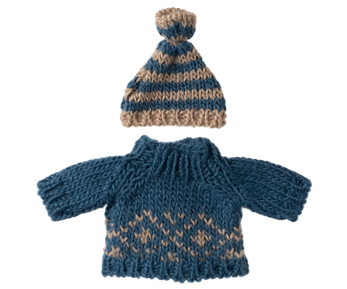Dad Mouse Knitted Sweater + Hat