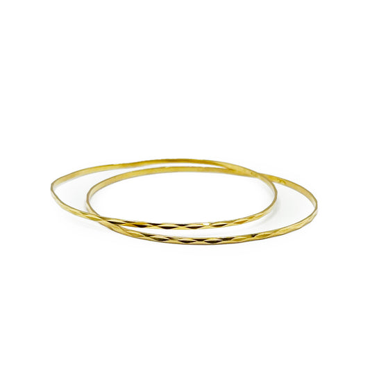 Estate 18k Yellow Gold Bangle - 8.75"