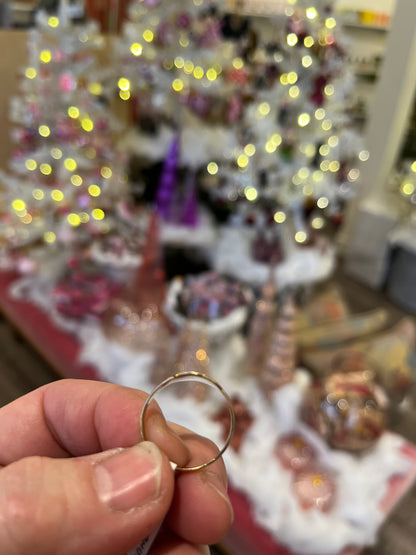 Vintage Scroll Signet Ring - 9ct Yellow Gold - Sz. 9.25