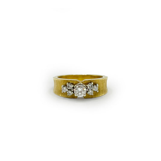 Vintage Diamond + Venetian Finish 18K Yellow Gold Ring - Size 4