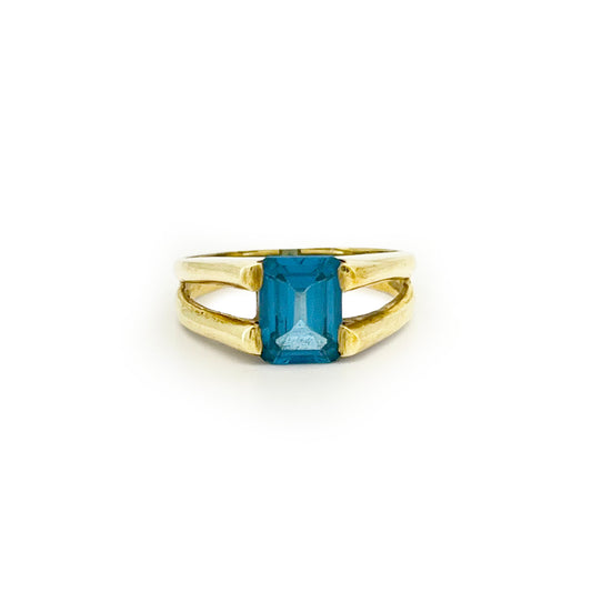 Vintage Blue Topaz + 9ct Yellow Gold Modern Ring - Sz. 9.5