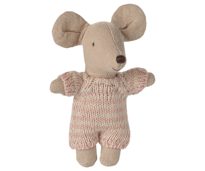 Pre-Order: Mid September - Baby Mouse in Carry Cot - Rose