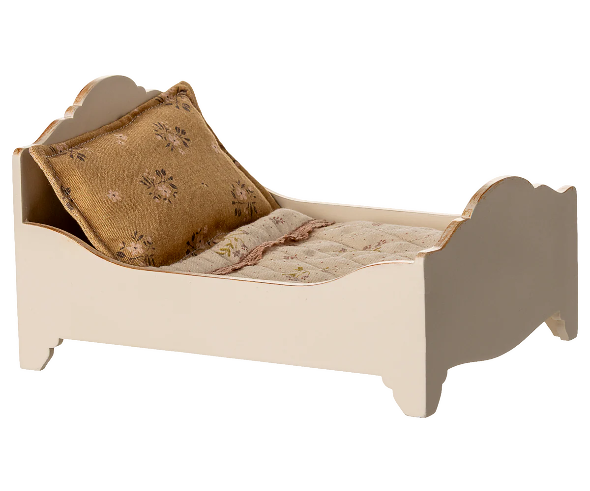 Pre-Order: Late December - Wooden Mouse Bed - Off White