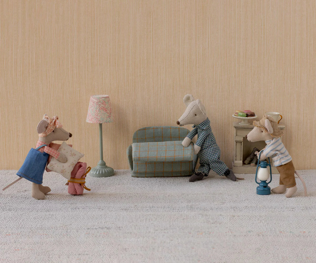 Pre-Order: Late October - Mouse Vintage Floor Lamp - Mint