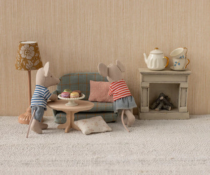 Pre-Order: Late October - Mouse Oval Coffee Table - Natural