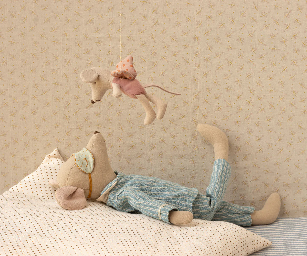 Pre-Order: Mid November - Little Fairy Mouse - Rose