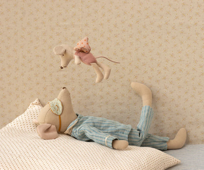 Pre-Order: Mid November - Little Fairy Mouse - Rose