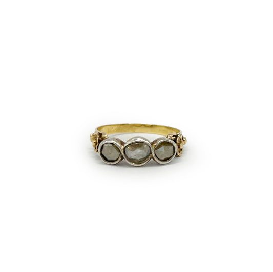 Antique Isabelina 3 Diamond + 18ct Yellow Gold Floral Ring - Sz. 6