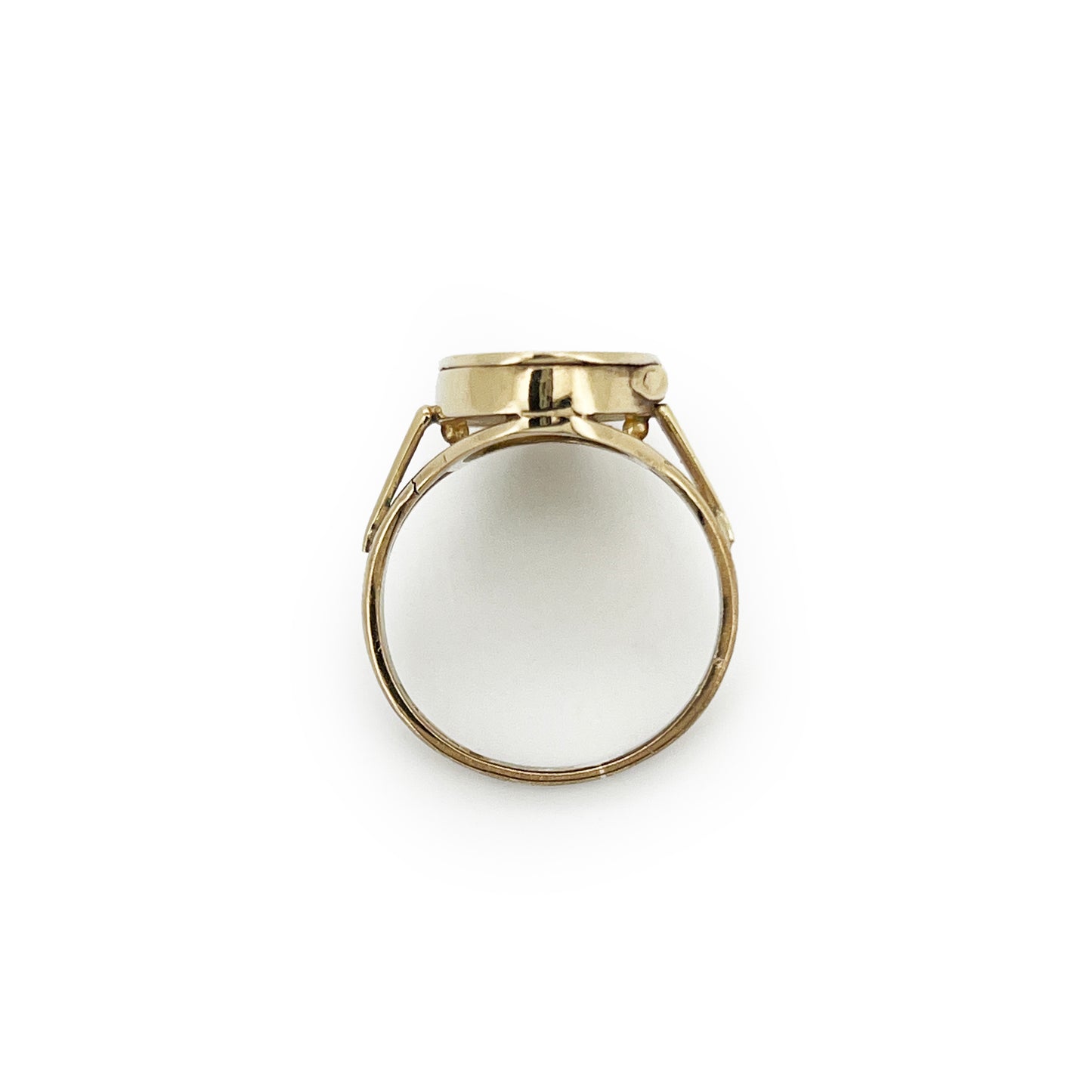 Vintage 9ct Yellow Gold Engraved Locket Ring - Sz. 8.75