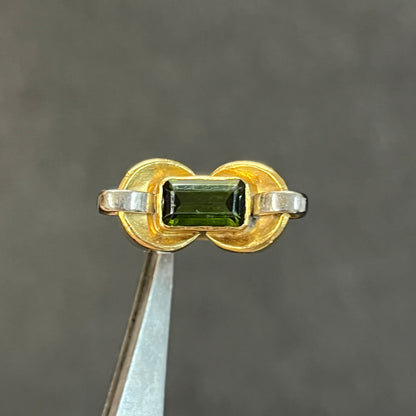Vintage Art Deco Green Tourmaline + 18ct Yellow Gold Tank Ring - Sz. 6.25