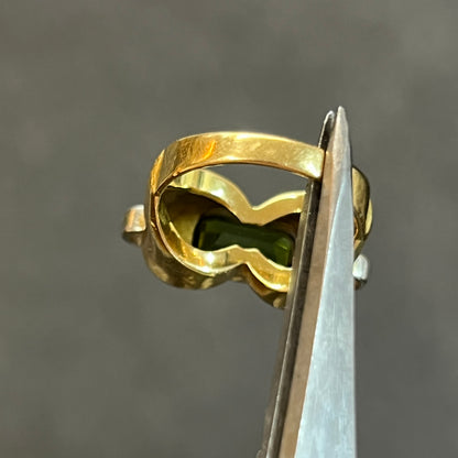 Vintage Art Deco Green Tourmaline + 18ct Yellow Gold Tank Ring - Sz. 6.25