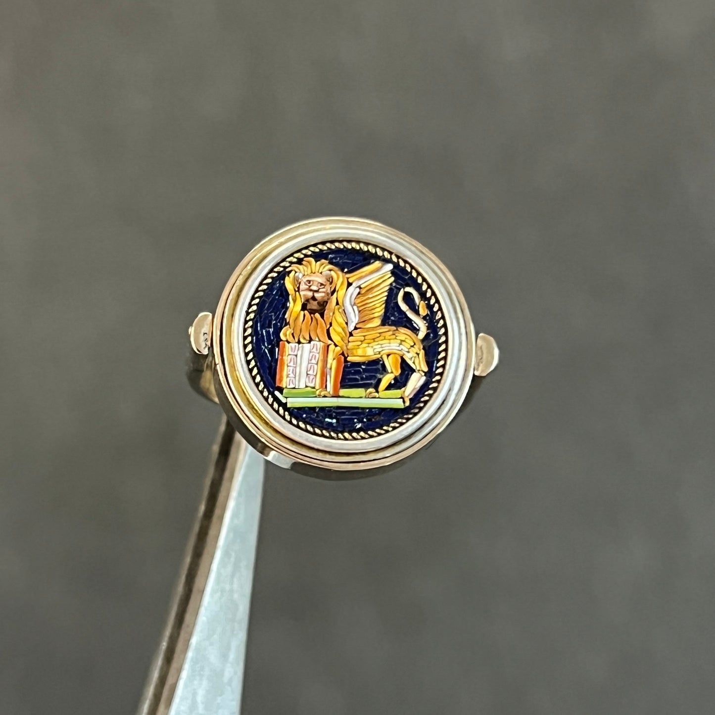 Antique Venetian Micro Mosaic + Black Onyx + 10ct Yellow Gold Flipper Signet Ring - Sz. 9