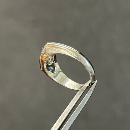 Vintage Art Deco Blue Sapphire + Diamond + 18ct White Gold Ring - Sz. 7.5