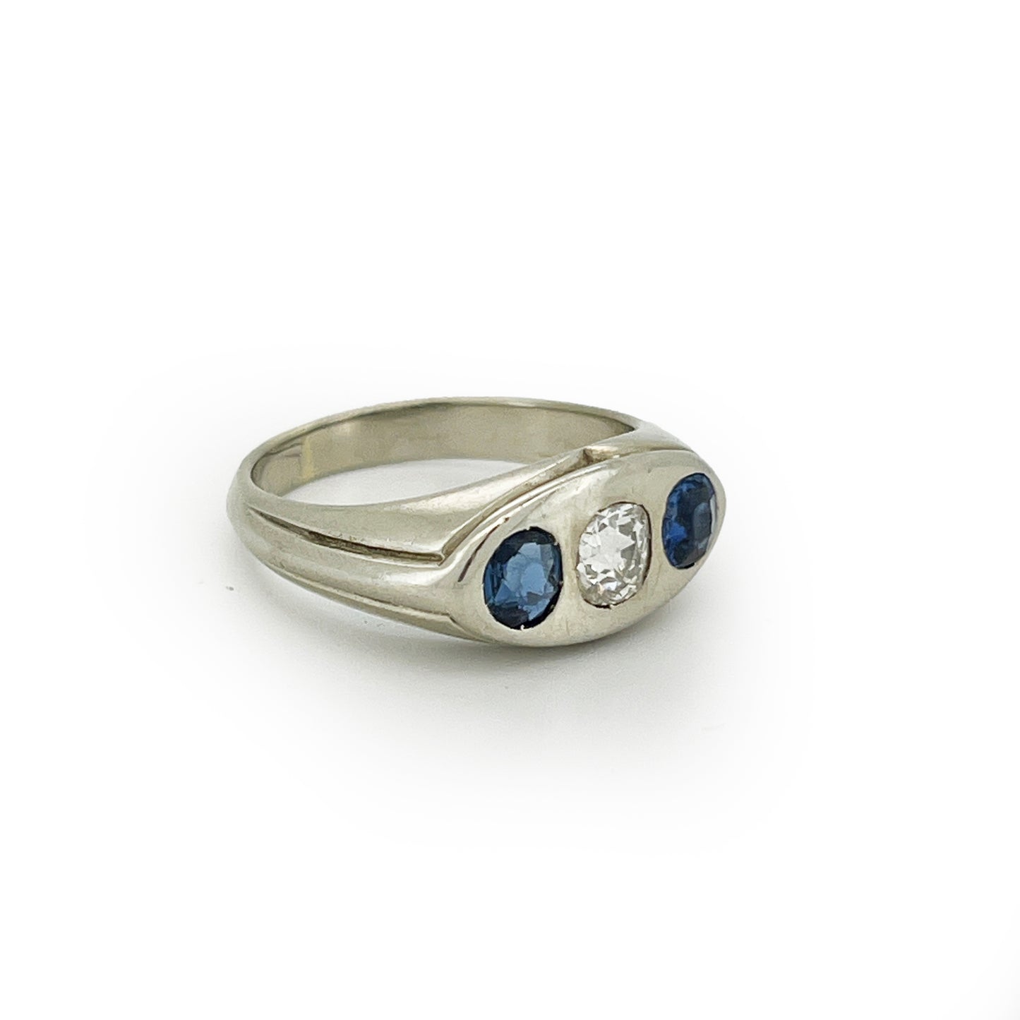 Vintage Art Deco Blue Sapphire + Diamond + 18ct White Gold Ring - Sz. 7.5