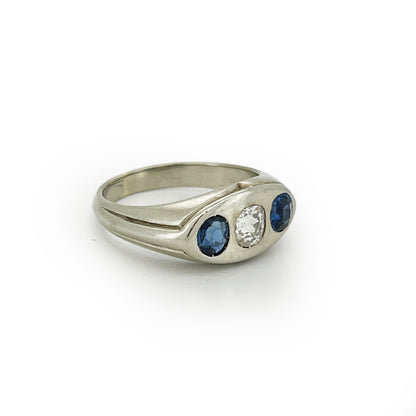 Vintage Art Deco Blue Sapphire + Diamond + 18ct White Gold Ring - Sz. 7.5