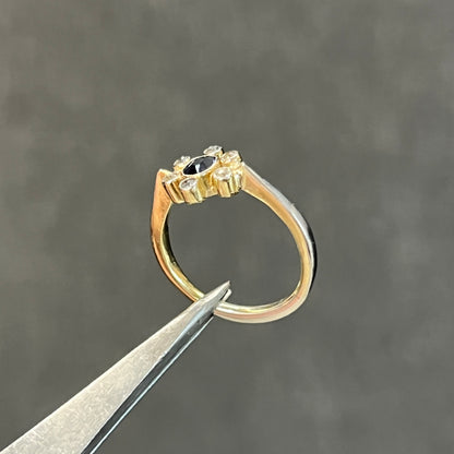 Vintage Art Deco Blue Sapphire + Diamond + 18ct White Gold Daisy Ring - Sz. 4.75