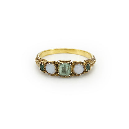 Antique Victorian Green Chrysoprase + Opal + 18ct Yellow Gold Ring - Sz. 6.75