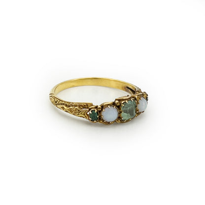 Antique Victorian Green Chrysoprase + Opal + 18ct Yellow Gold Ring - Sz. 6.75