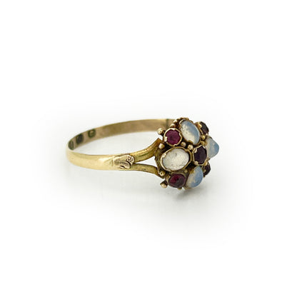 Antique Georgian Moonstone + Ruby + 12ct Yellow Gold Ring - Sz. 6.75