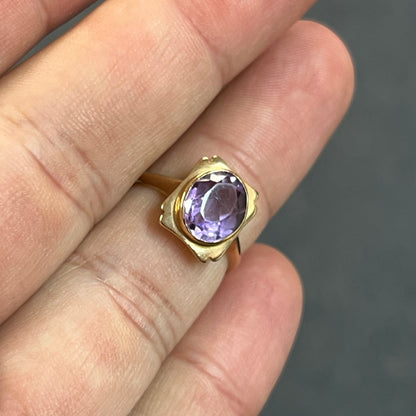 Vintage Amethyst + 9k Yellow Gold Picture Frame Ring - Sz 6.75
