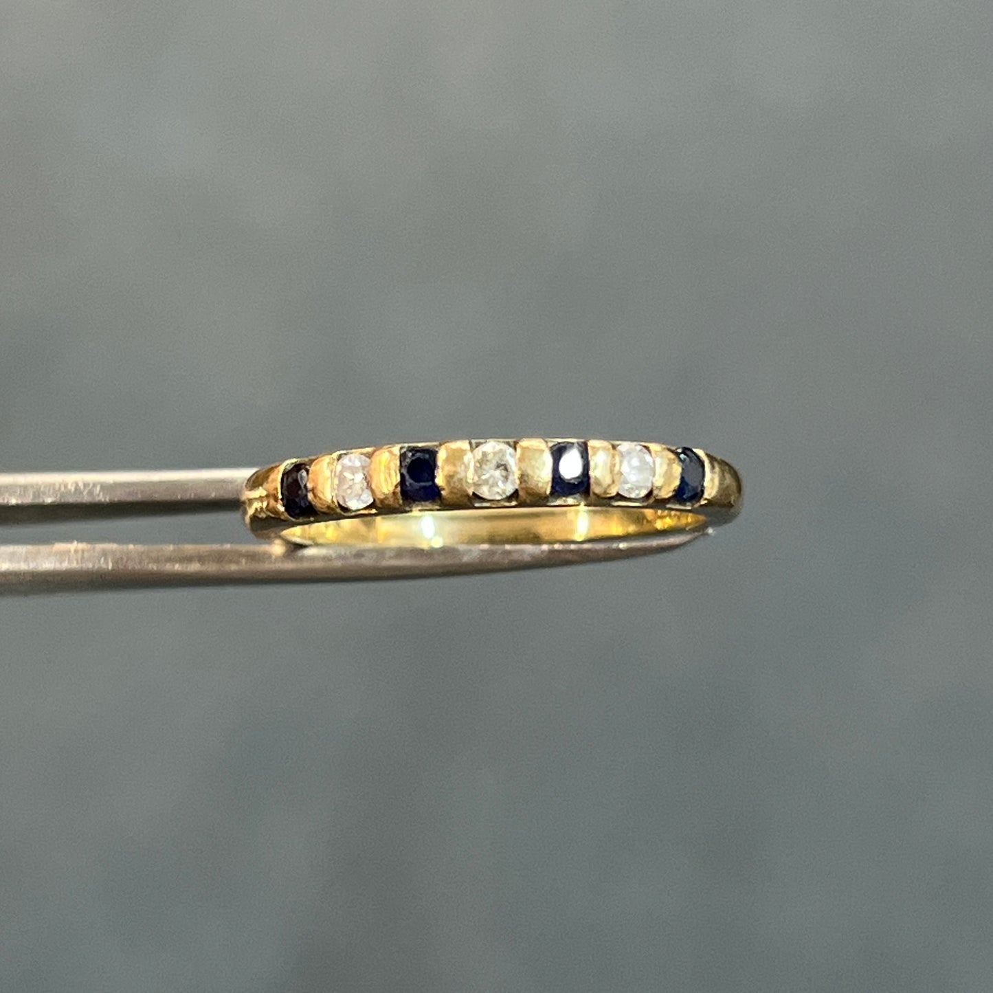 Vintage Blue Sapphire + Diamond + 9k Yellow Gold 7 Stone Eternity Ring - Sz 6.5