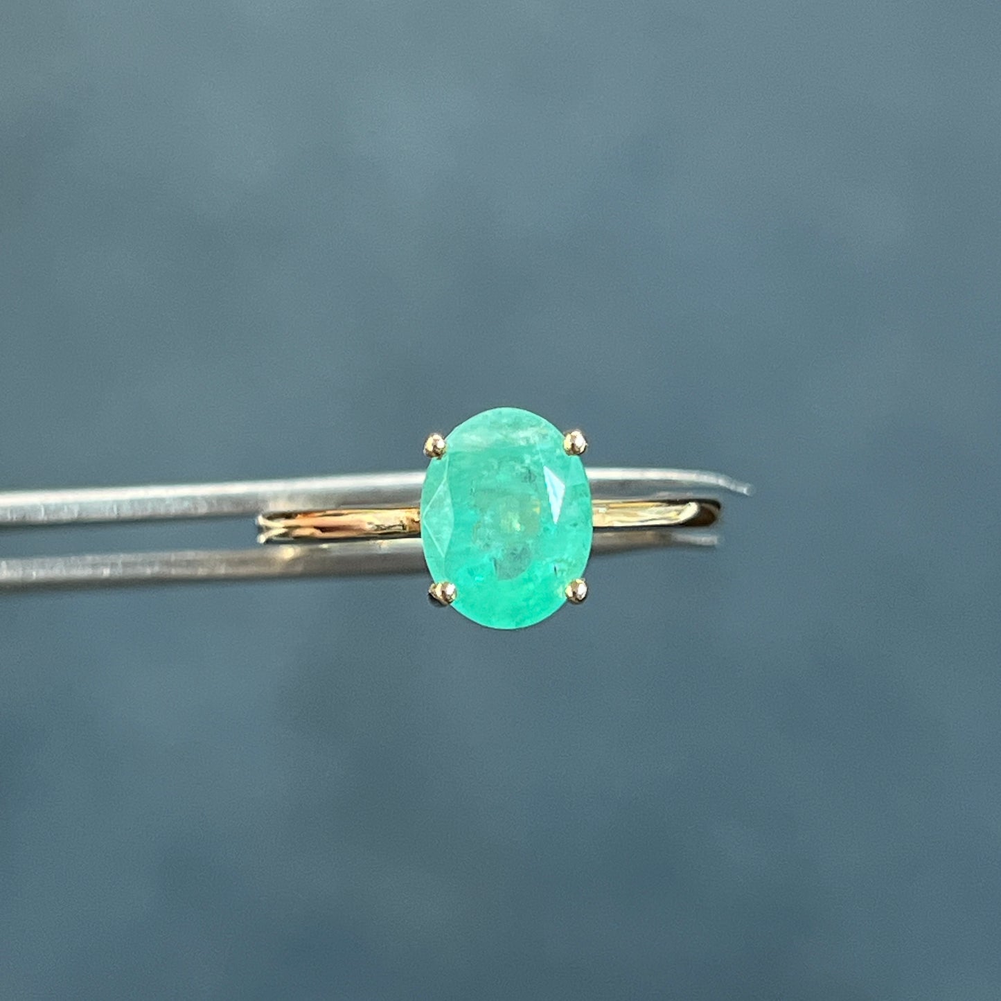 Estate Emerald + 9k Yellow Gold Solitaire Ring - Sz 8.5