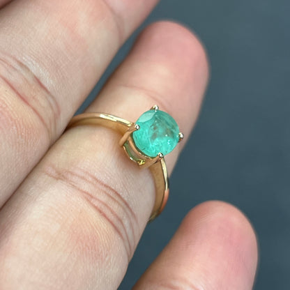 Estate Emerald + 9k Yellow Gold Solitaire Ring - Sz 8.5
