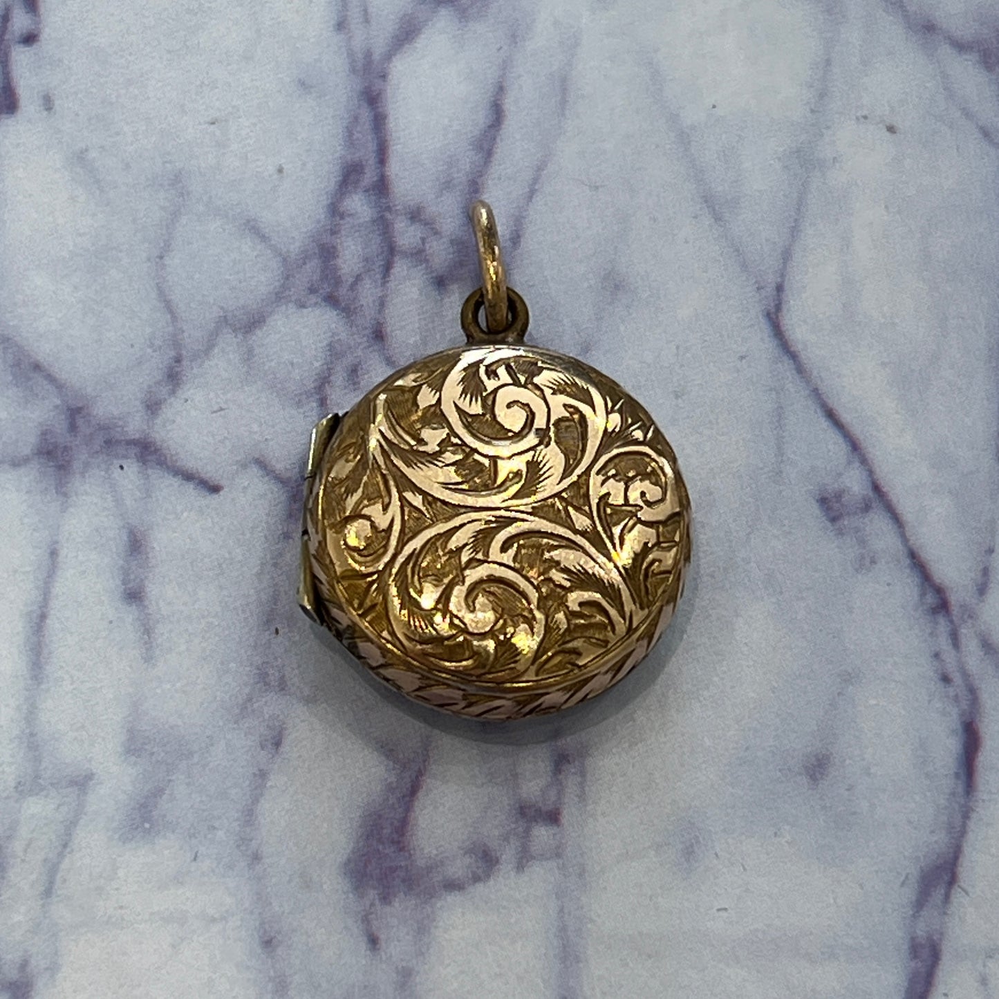 Vintage Engraved Round Locket - 9ct Yellow Gold