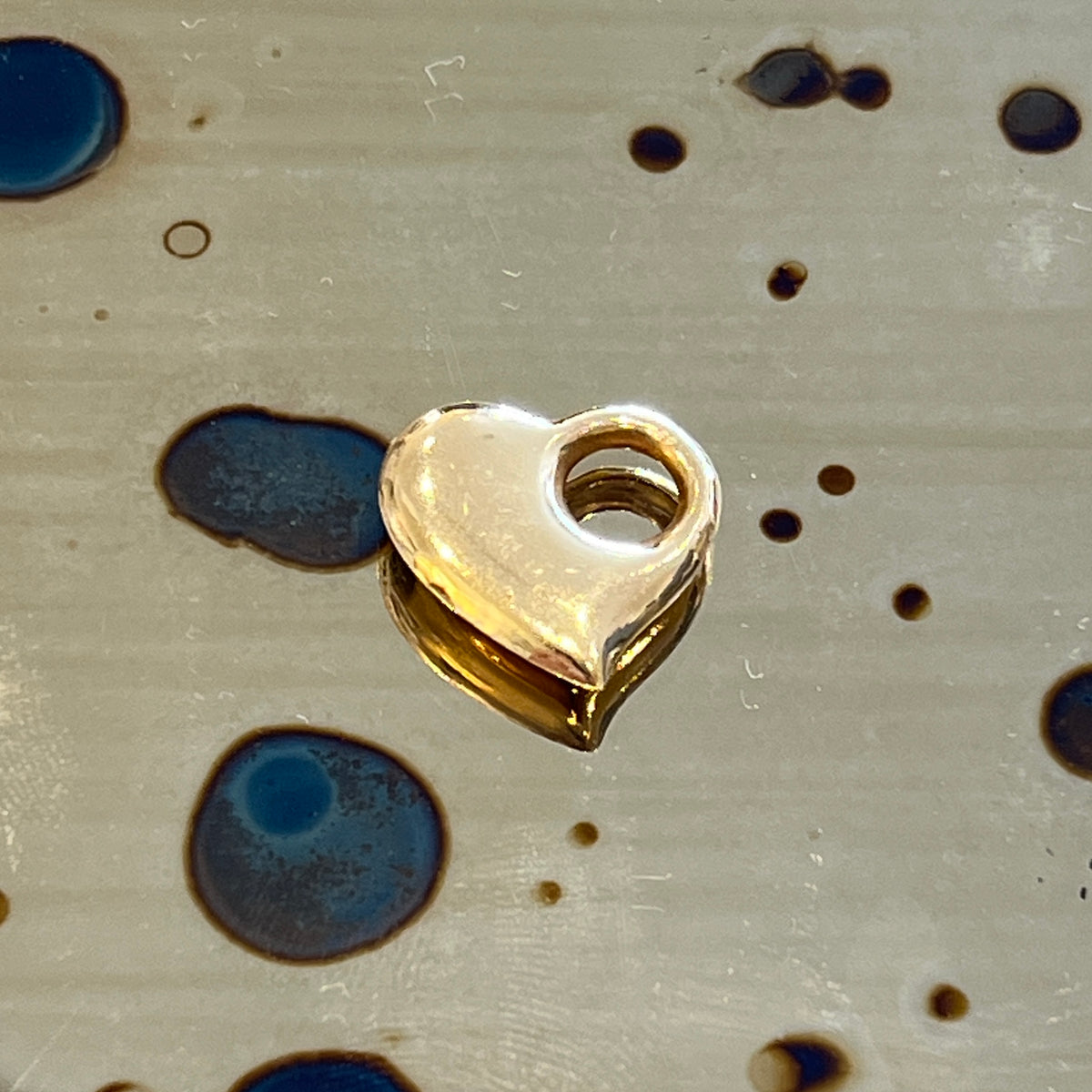 Estate 14k Yellow Gold Puffy Heart Charm