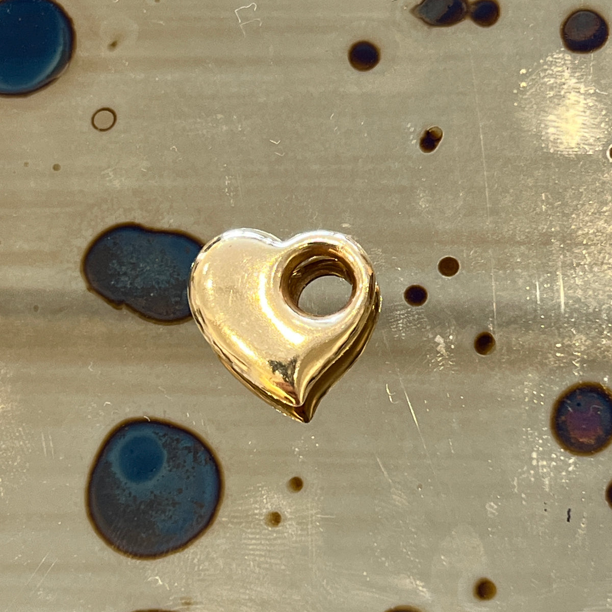 Estate 14k Yellow Gold Puffy Heart Charm