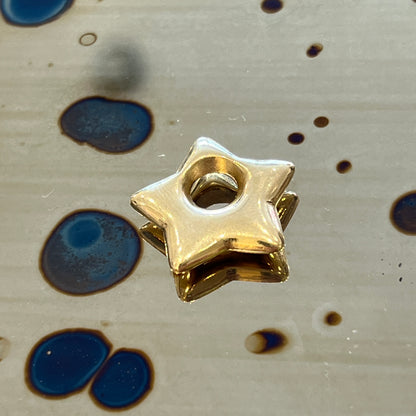Estate 14k Yellow Gold Puffy Star Charm