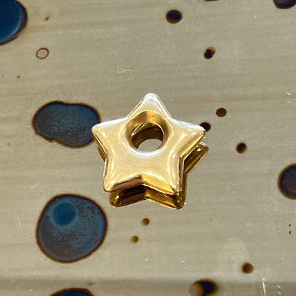 Estate 14k Yellow Gold Puffy Star Charm