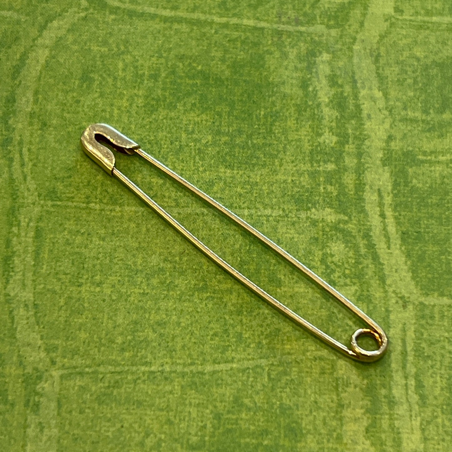 Estate 14k Yellow Safety Gold Pin Charm