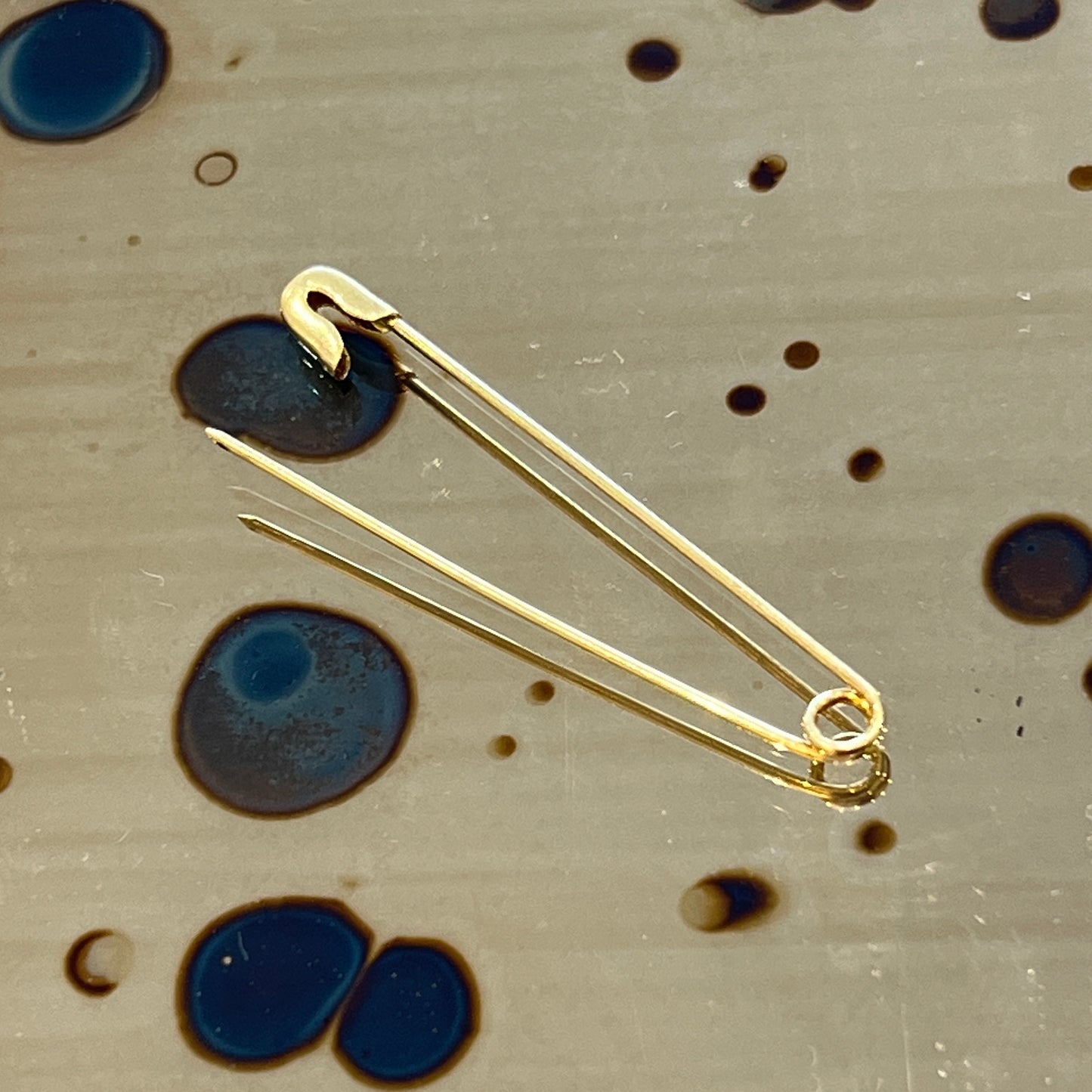 Estate 14k Yellow Safety Gold Pin Charm