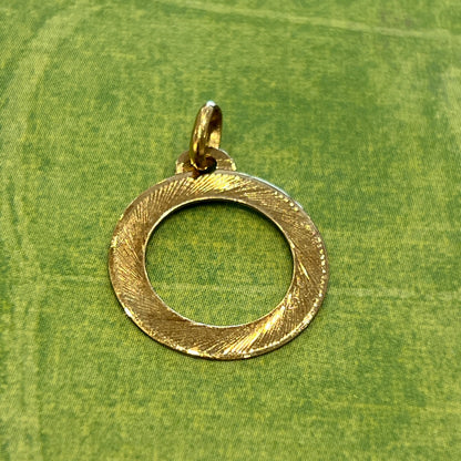 Vintage 18k Yellow Gold Engine Turned Circle Charm